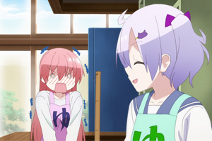 Tonikaku Kawaii: SNS